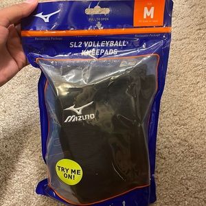 Black knee pads (worn once)